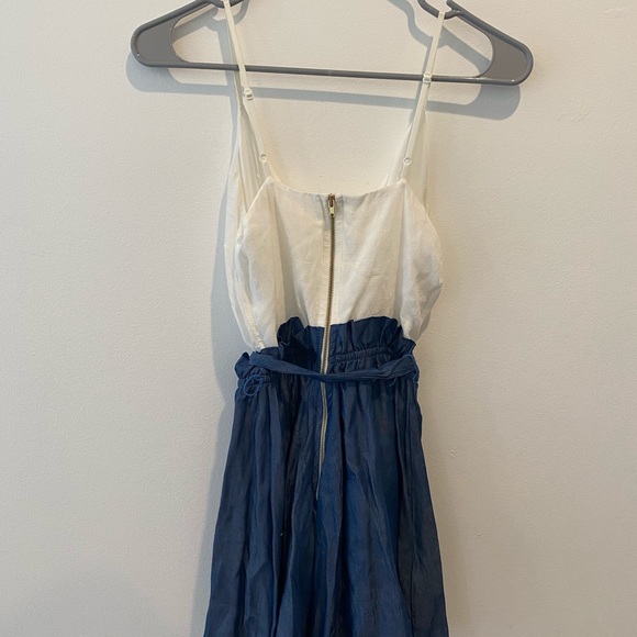 Blue & white romper - Picture 5 of 5